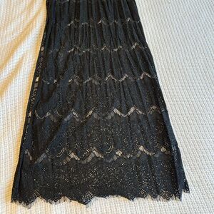 Maxi lace black dress